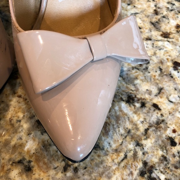 Charming Charlie Bow Heels - Size 7.5 - Picture 2 of 6